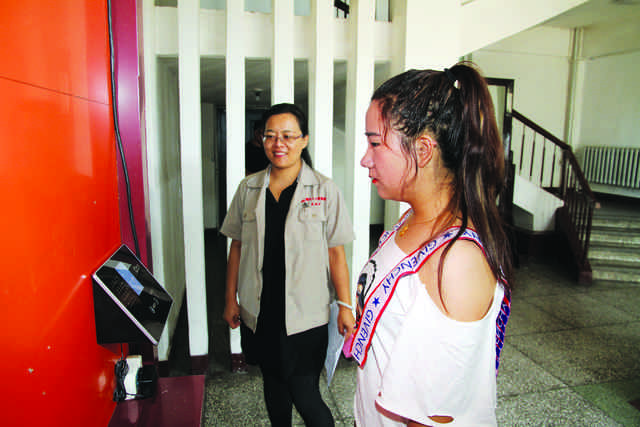 為加強公司機關基礎管理,公司機關自本月1日起實行考勤刷臉管理制度